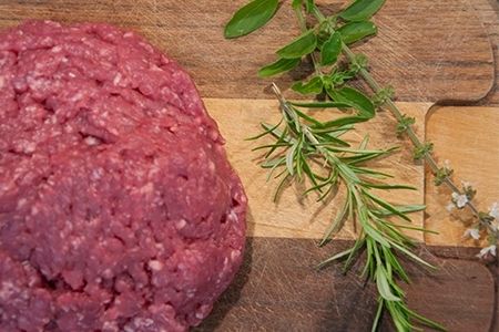 Pesquisa analisa uso de �leos essenciais de plantas condimentares contra microrganismo que afeta alimentos