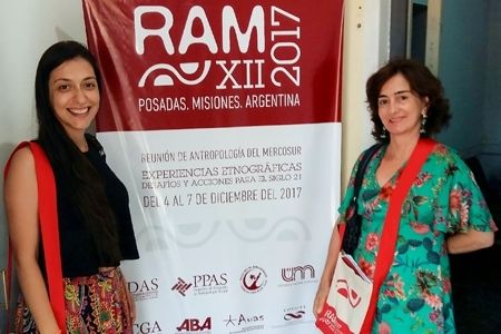 PPGAD: professora e estudante participam de eventos