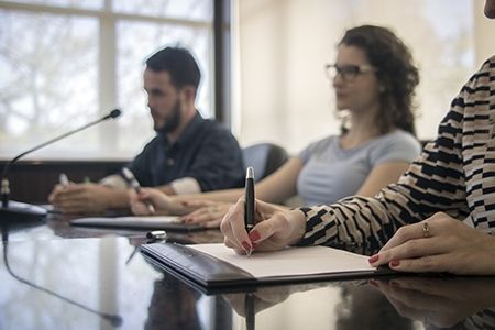 Cursos de p�s-gradua��o recebem inscri��es