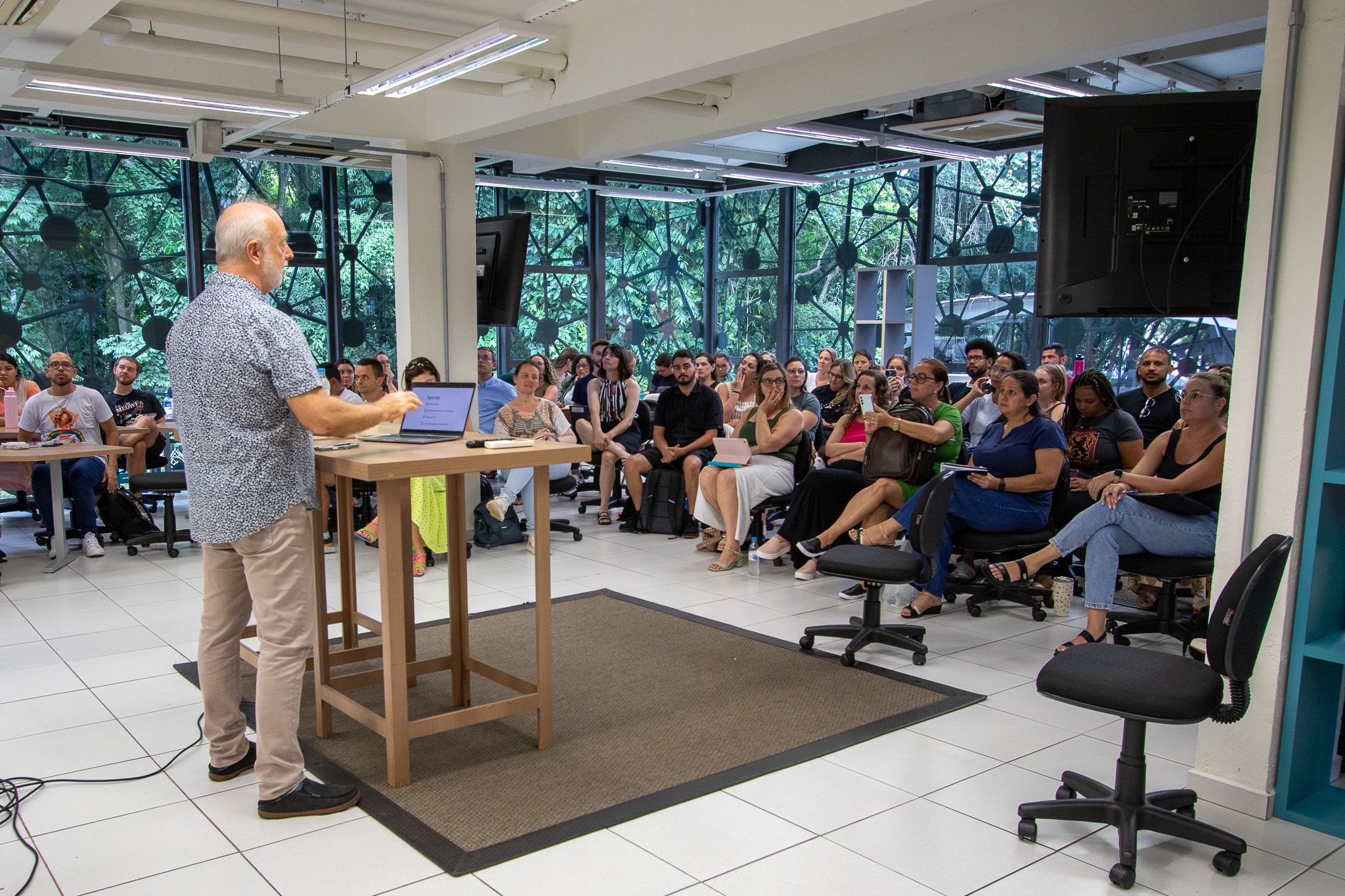 Pesquisador Gustavo Fischman participa da abertura do semestre letivo do PPGEnsino e PPGECE