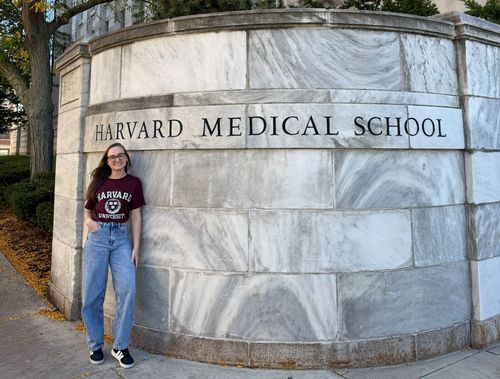 Doutoranda da Univates representa mulheres na ci�ncia e desenvolve pesquisa nos EUA