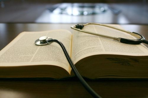 Curso de Medicina realiza pesquisa para diagn�stico precoce de doen�a de Parkinson