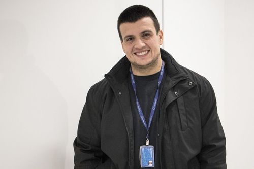 Professor pesquisa planejamento de trajet�rias livres de colis�o para rob�s acionados pneumaticamente