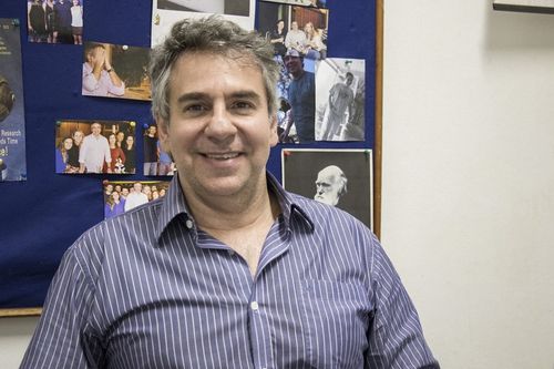 Professor estuda Ecologia de popula��es e comunidades animais na Su�cia