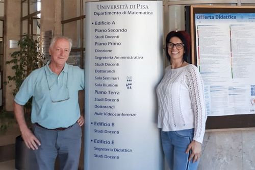 Professora realiza estudo etnomatem�tico na It�lia