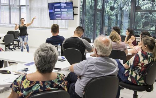 PPGECE e PPGEnsino recebem discentes da Ulbra para Semin�rio de Pesquisa