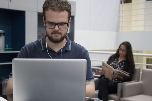 Especializa��es na �rea de educa��o e humanidades s�o oferecidas na modalidade EAD na Univates