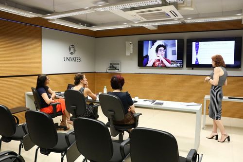 Qualifica��o de Mestrado Interinstitucional � apresentada na Univates