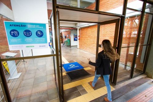 Depois das aulas pr�ticas, aulas te�ricas ser�o retomadas de forma presencial na segunda-feira