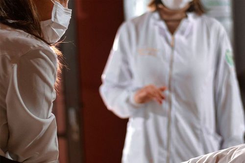 Conhecimento de fisioterapeutas sobre o processo de transexualiza��o