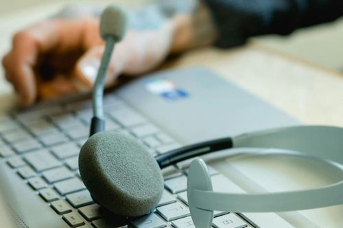 TCC de diplomado da Univates investiga como a intelig�ncia artificial pode transformar a pr�tica de conversa��o em l�nguas estrangeiras